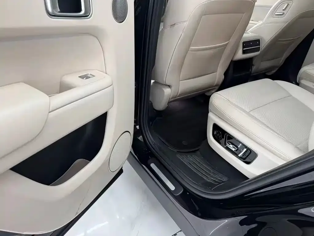 Li Auto L8 2024 из CN, фото 4