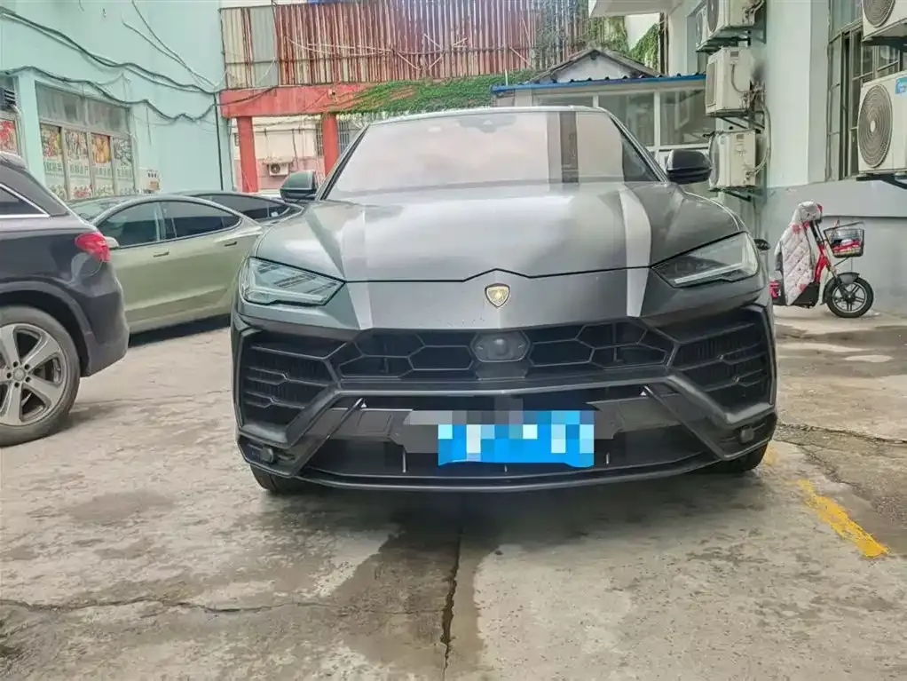 Lamborghini Urus 2021 из CN, фото 1