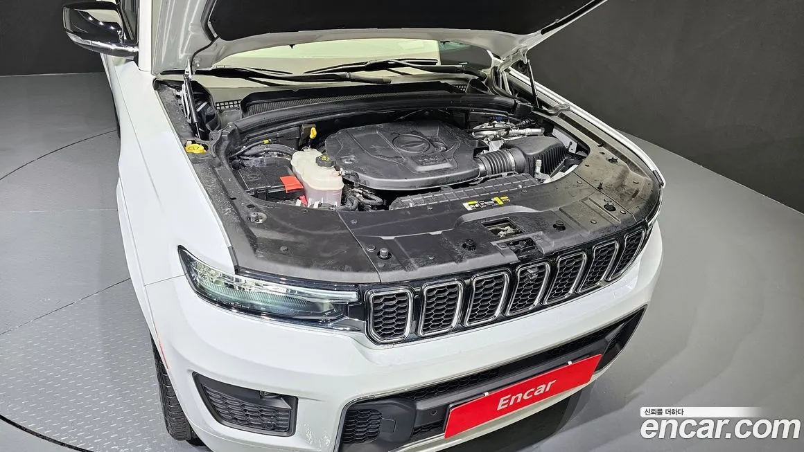 Jeep Cherokee — фото 6