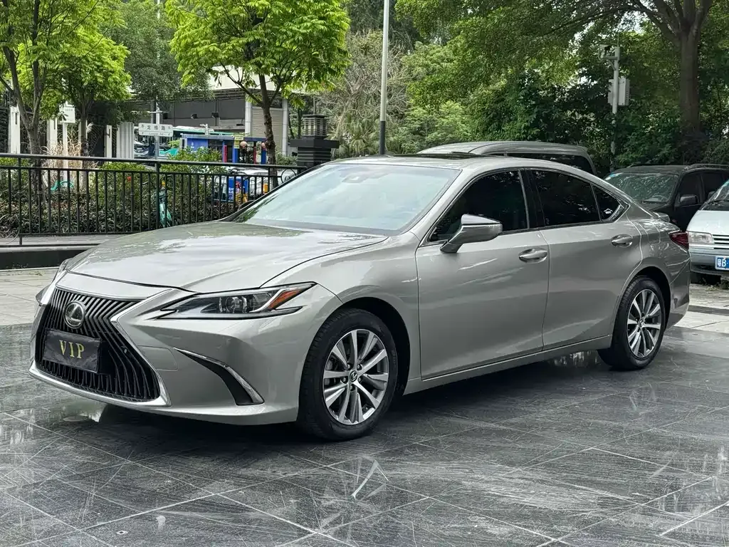 Lexus ES 2021 из CN, фото 2