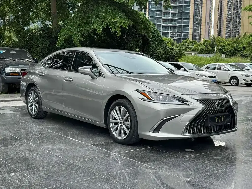 Lexus ES 2021 из CN, фото 3