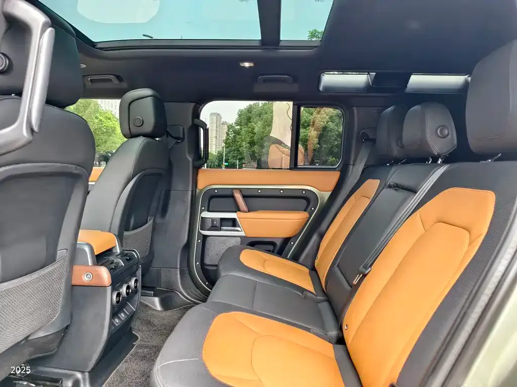Land Rover Defender — фото 5