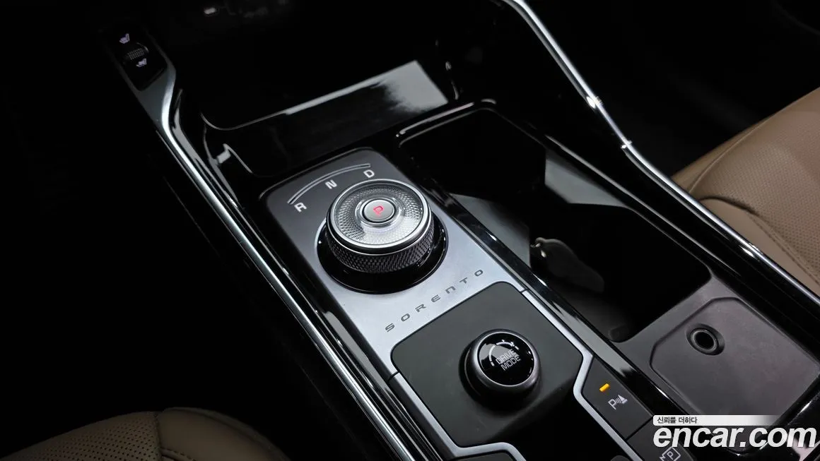 Kia Sorento — фото 9