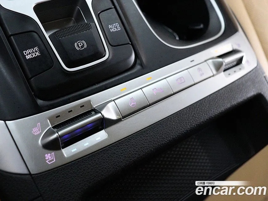 Kia Carnival — фото 10