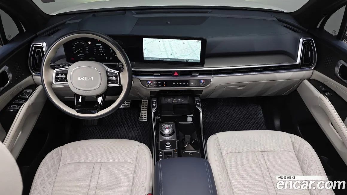Kia Sorento — фото 7