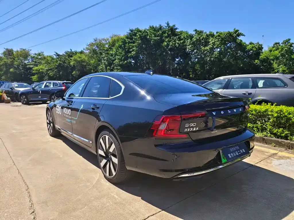 Volvo S90 PHEV — фото 7