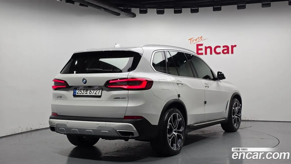 BMW X5 — фото 2