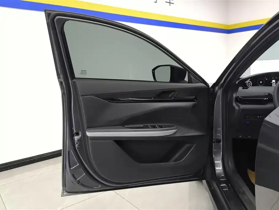 Changan UNI-V 2023 из CN, фото 7