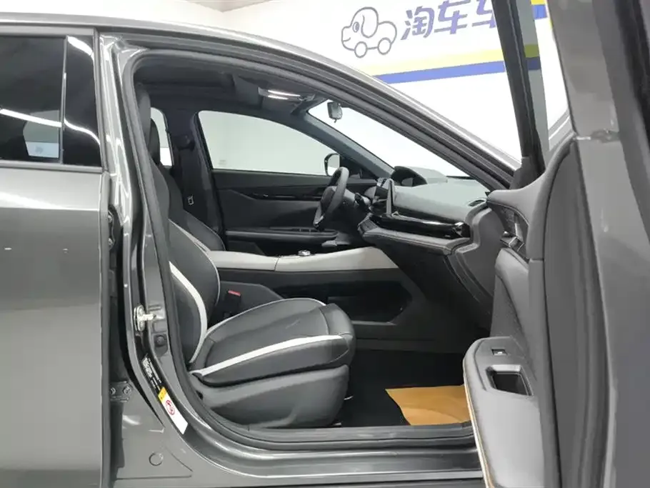 Changan UNI-V 2023 из CN, фото 8