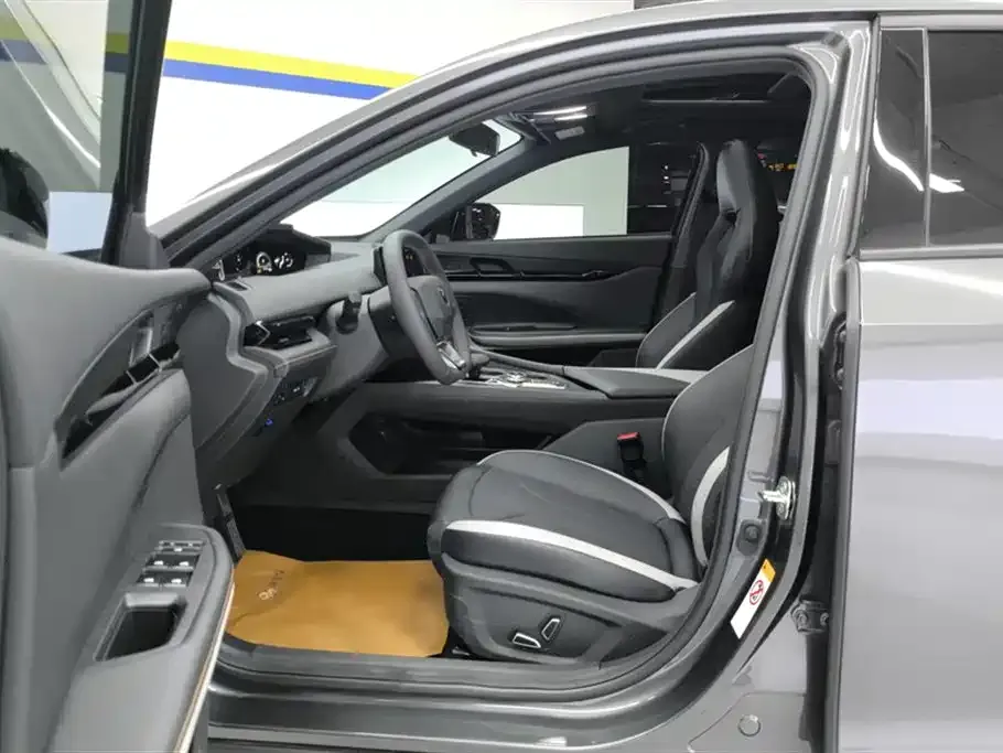 Changan UNI-V 2023 из CN, фото 9