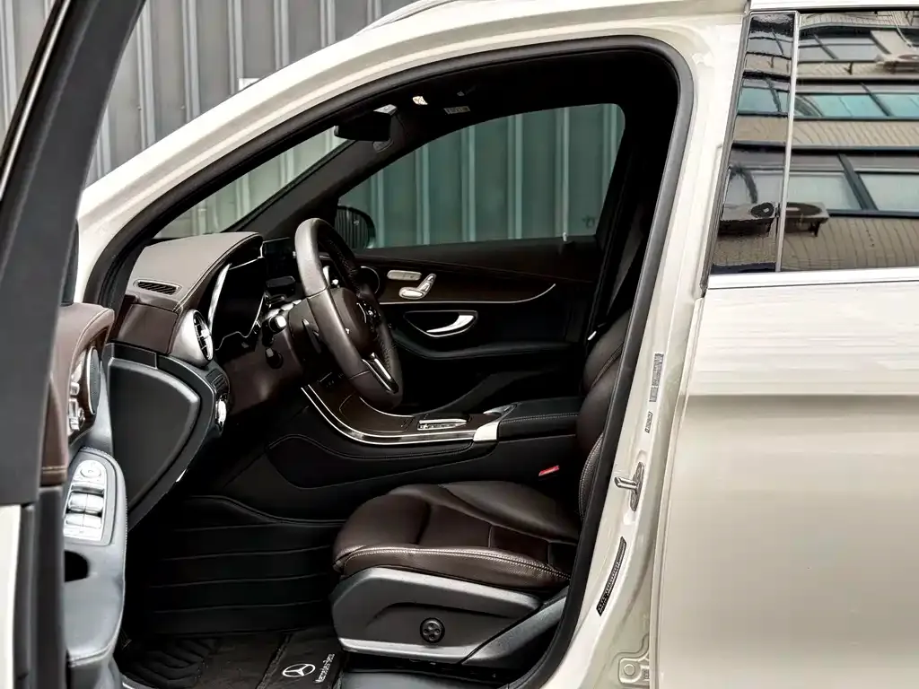 Mercedes-Benz GLC 2021 из CN, фото 10