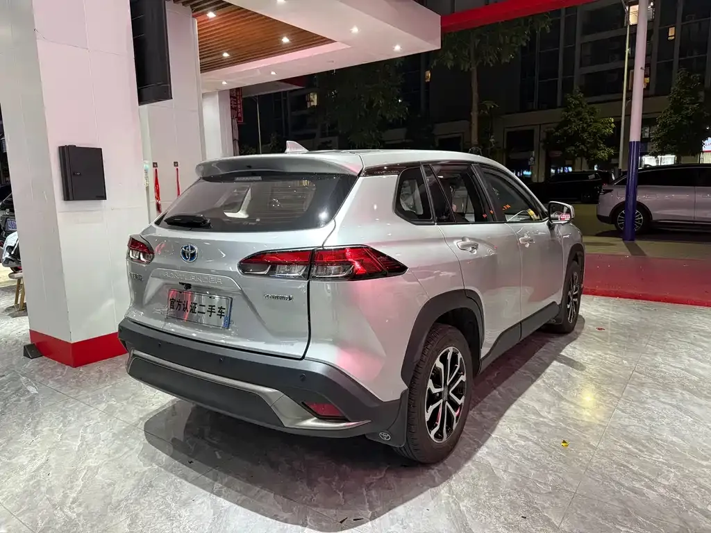 Toyota Frontlander 2024 из CN, фото 9