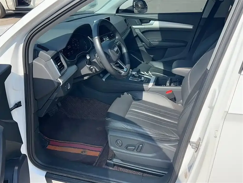 Audi Q5L 2024 из CN, фото 10