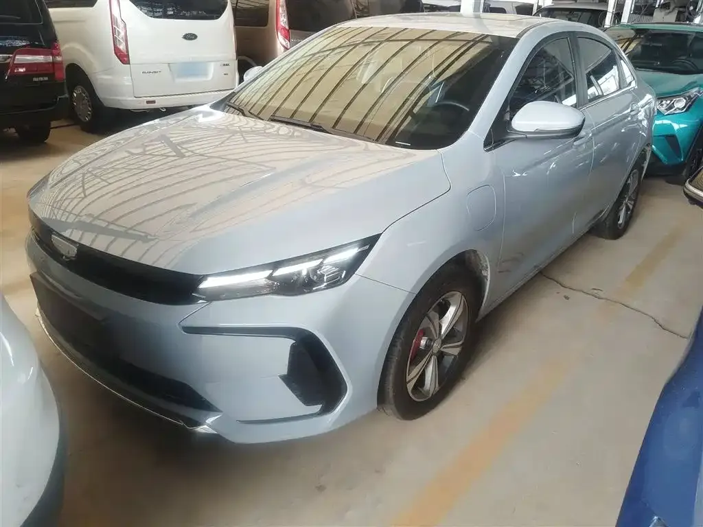 Geely L HiP