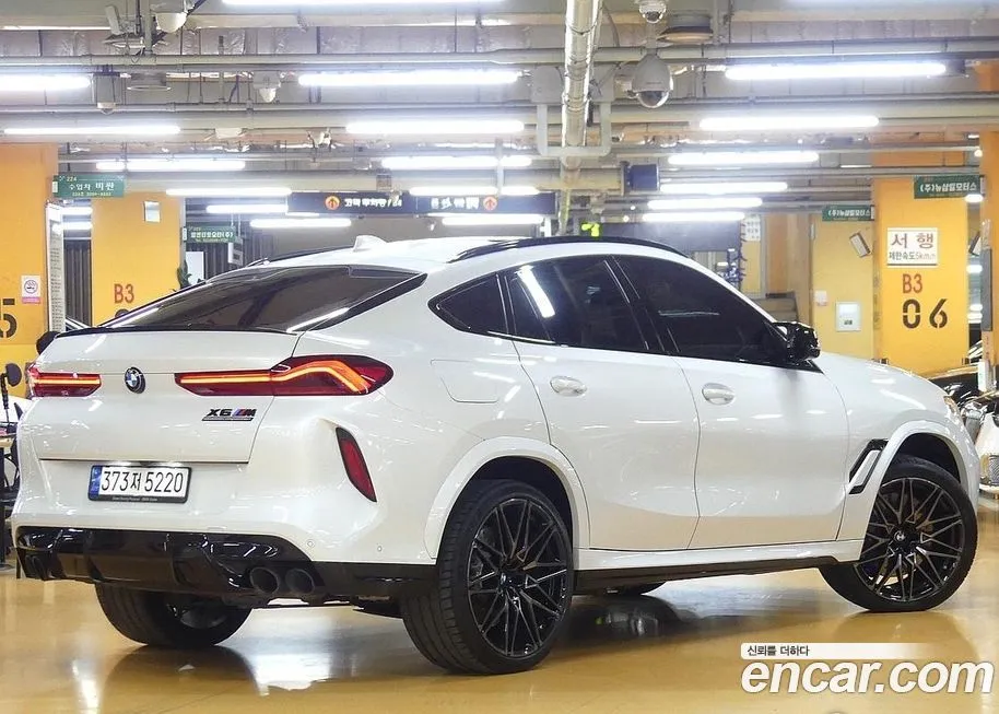 BMW X6M 2022 из KR, фото 2