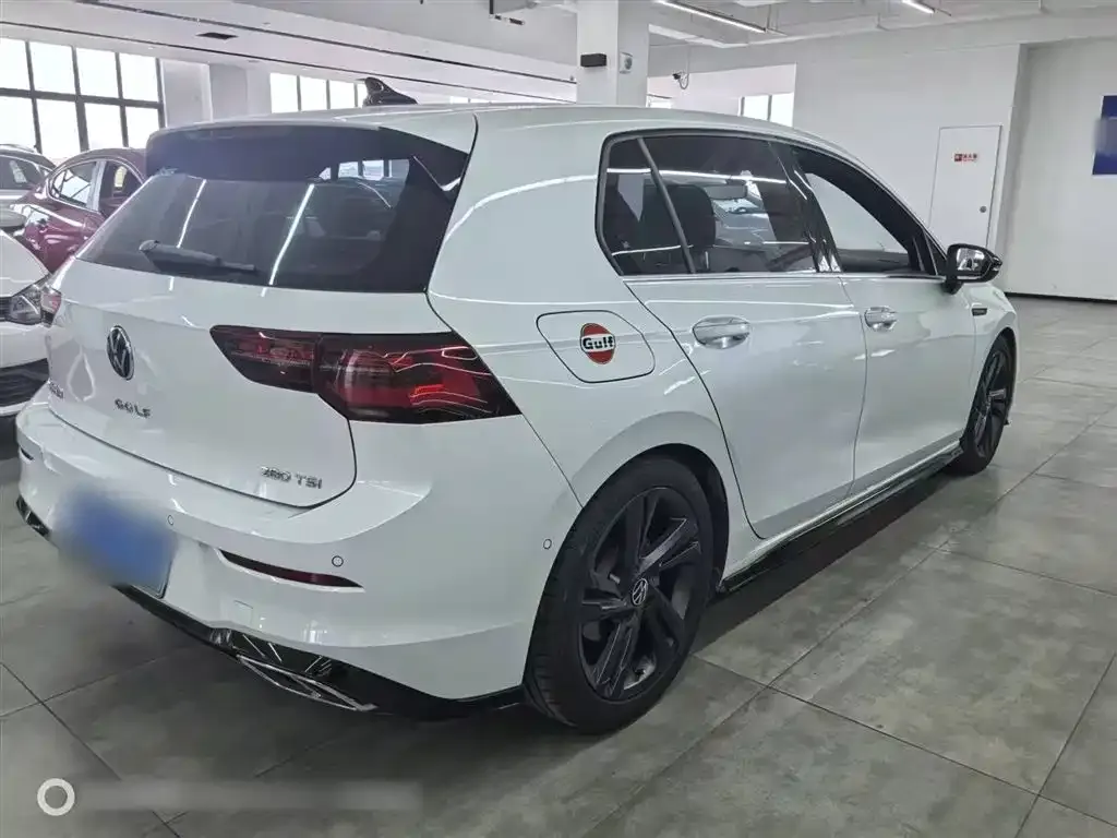 Volkswagen Golf 2023 из CN, фото 6