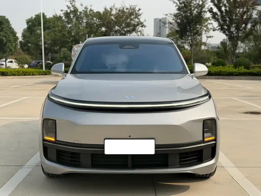 Li Auto L8 2023 из CN, фото 2