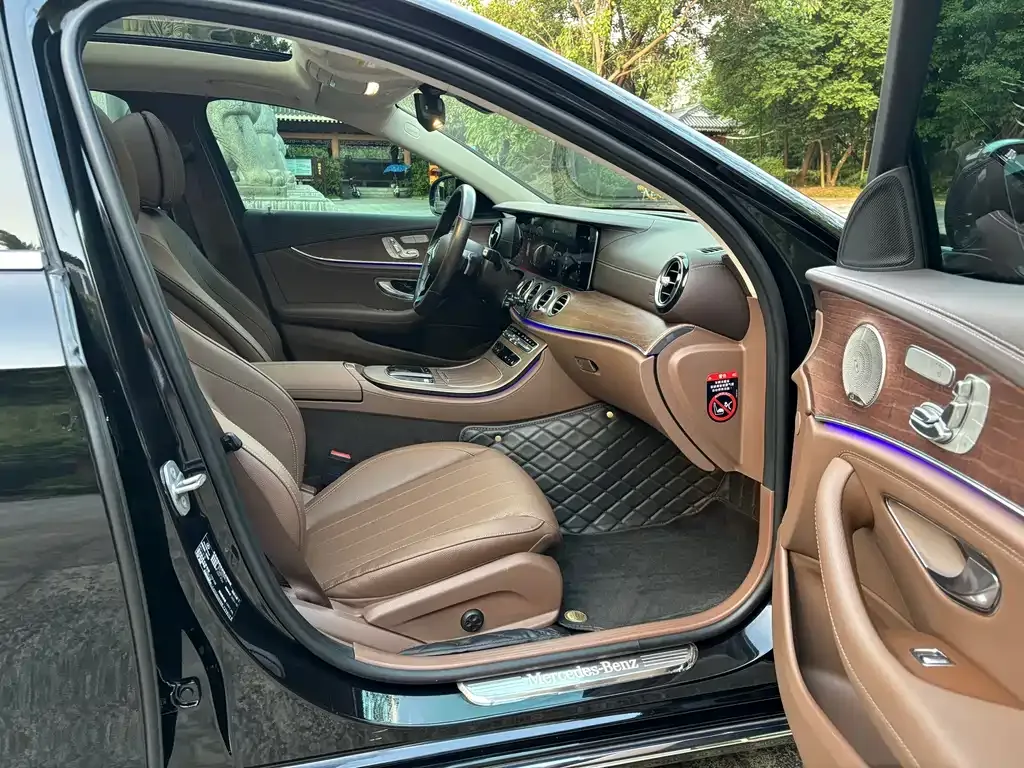 [object Object] E-Class 2022 из CN, фото 7