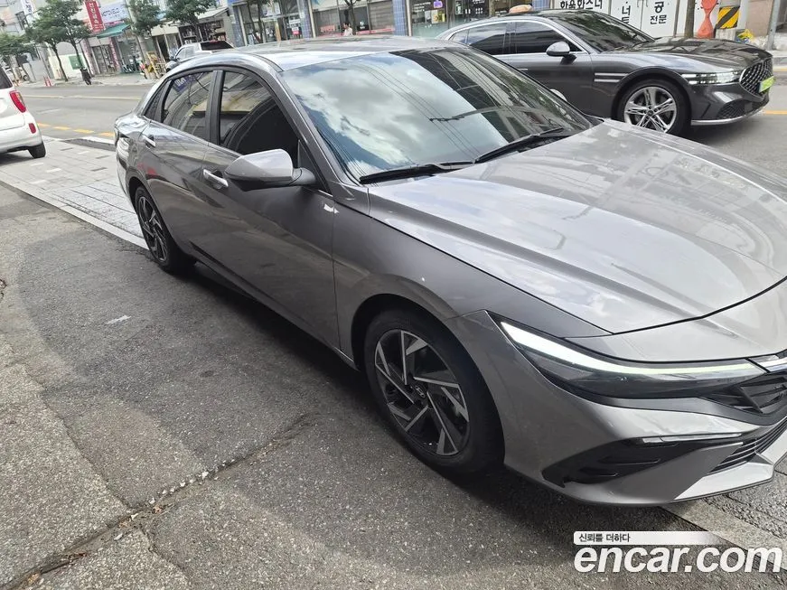 Hyundai AVANTE — фото 2