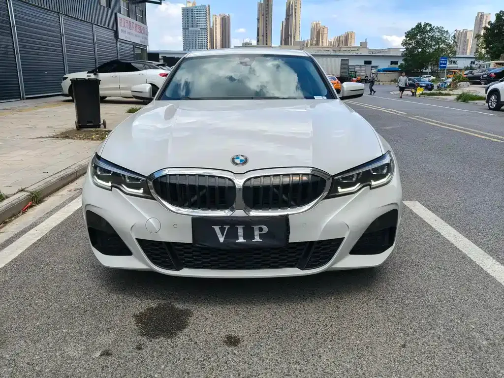 BMW 3 Series 2021 из CN, фото 2