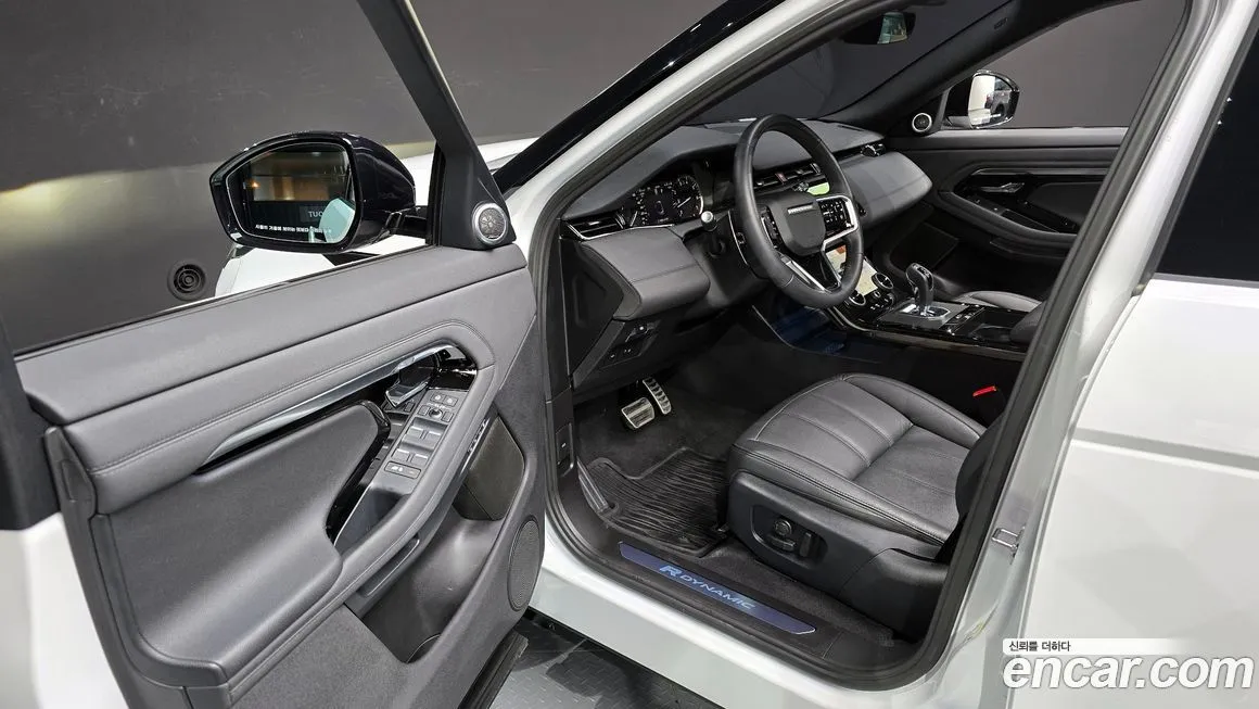 Land Rover Range Rover Evoque — фото 10