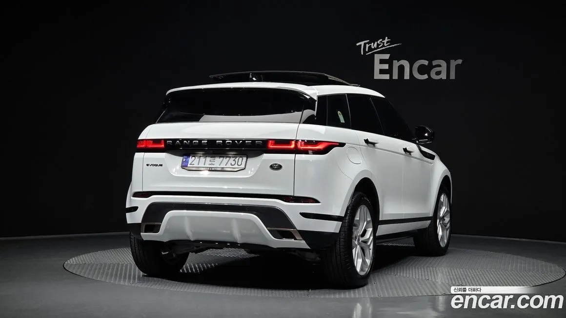 Land Rover Range Rover Evoque — фото 2