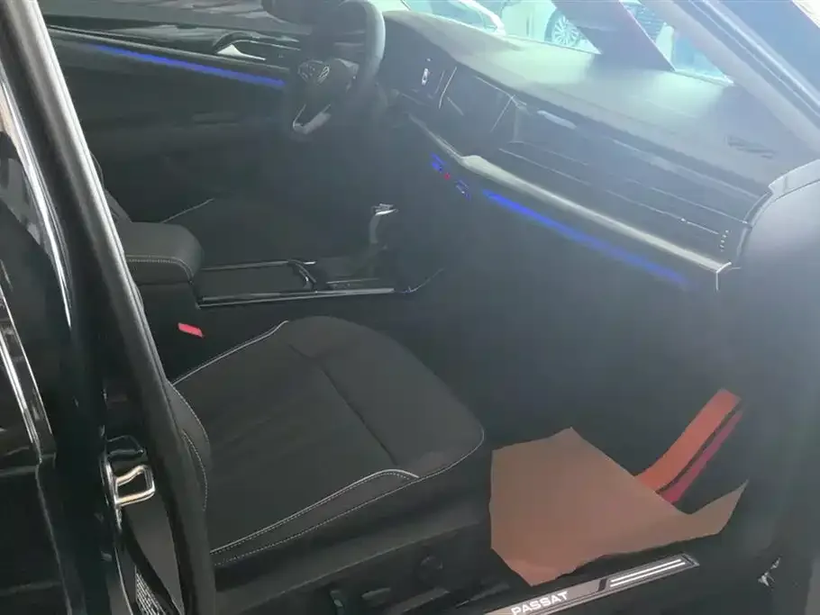 Volkswagen Passat 2024 из CN, фото 8