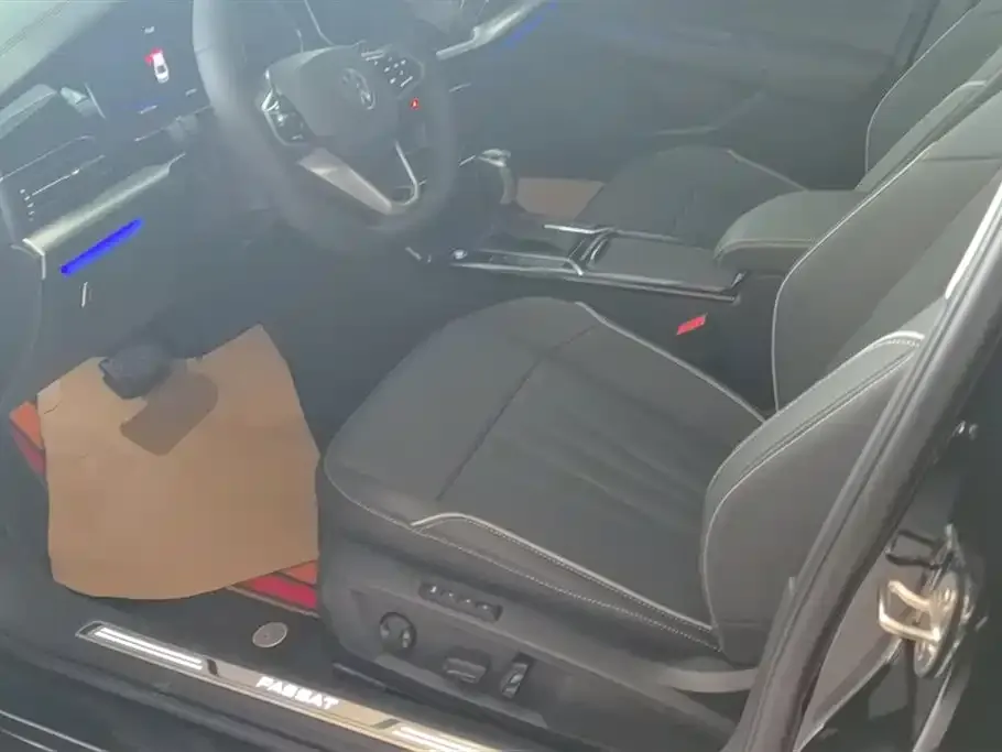 Volkswagen Passat 2024 из CN, фото 9