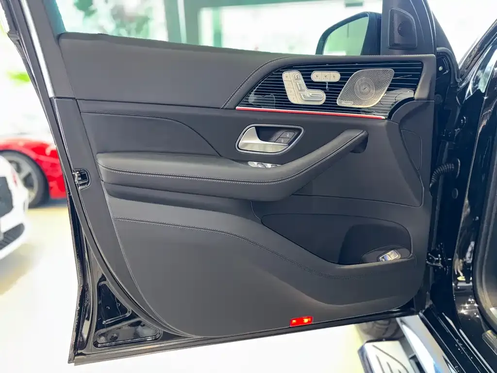 Mercedes-Benz GLS 2024 из CN, фото 9