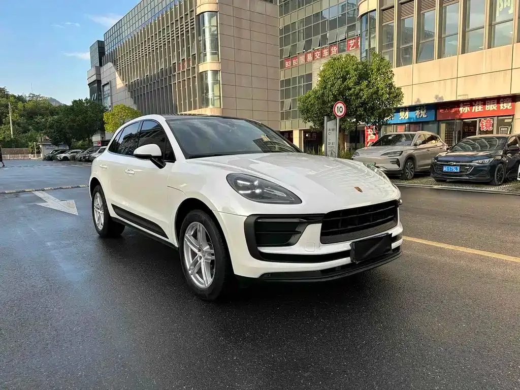 Porsche Macan — фото 8