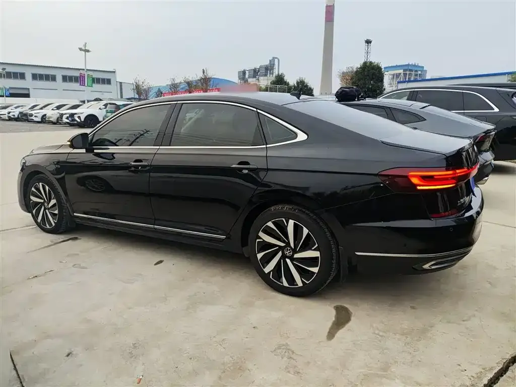 Volkswagen Passat 2022 из CN, фото 5