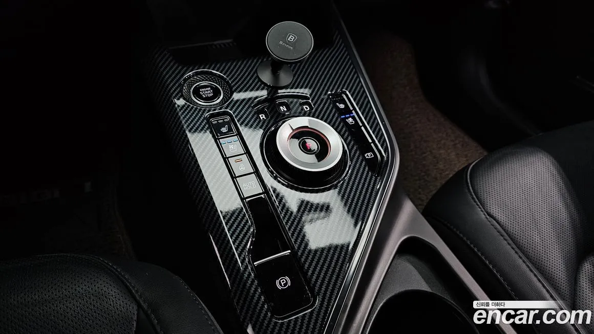 Kia Niro — фото 9