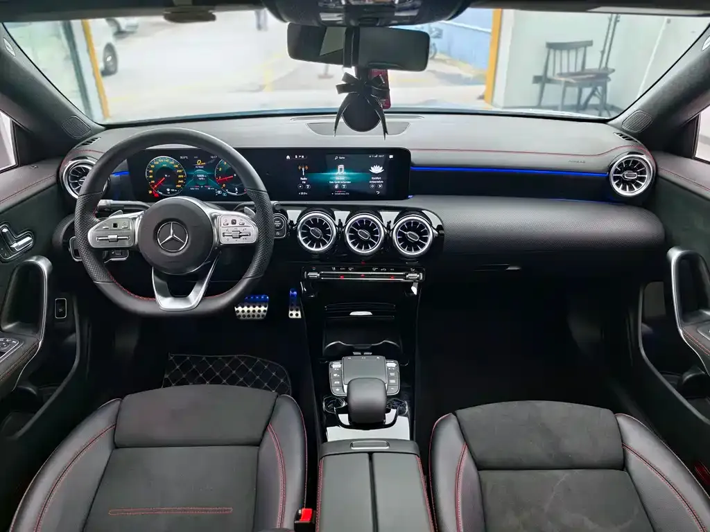 Mercedes-Benz CLA (Import) — фото 10