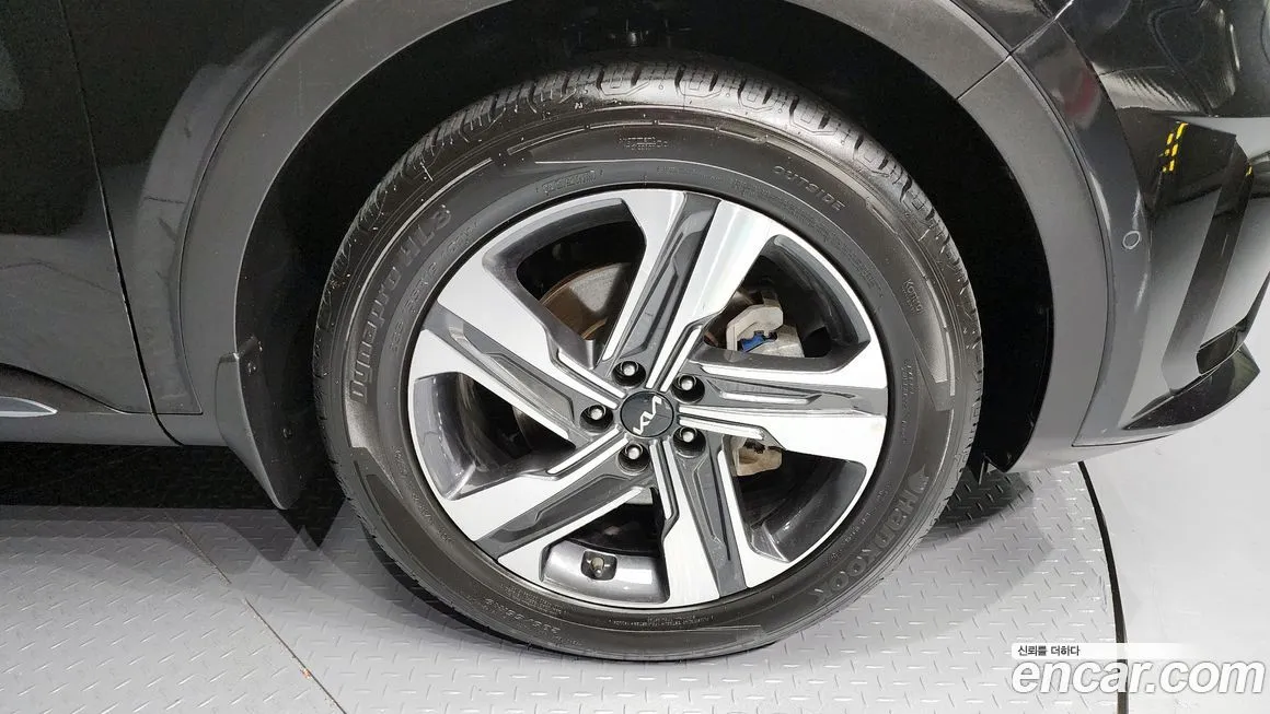 Kia Sorento — фото 5