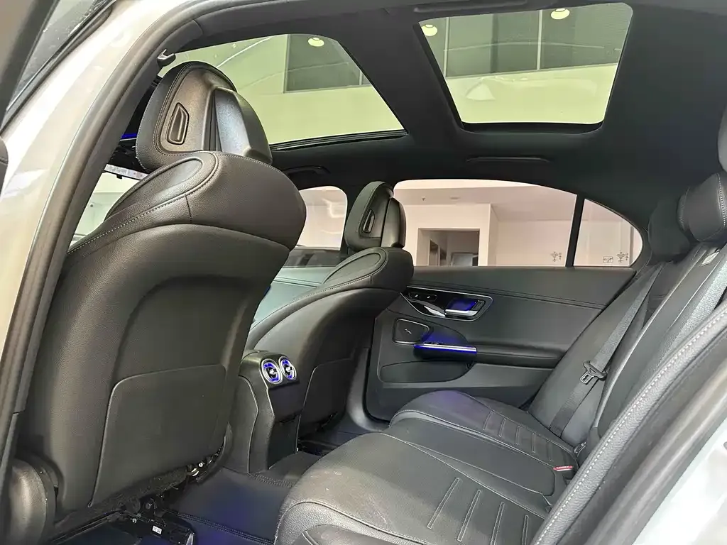 Mercedes-Benz C-Class 2023 из CN, фото 10