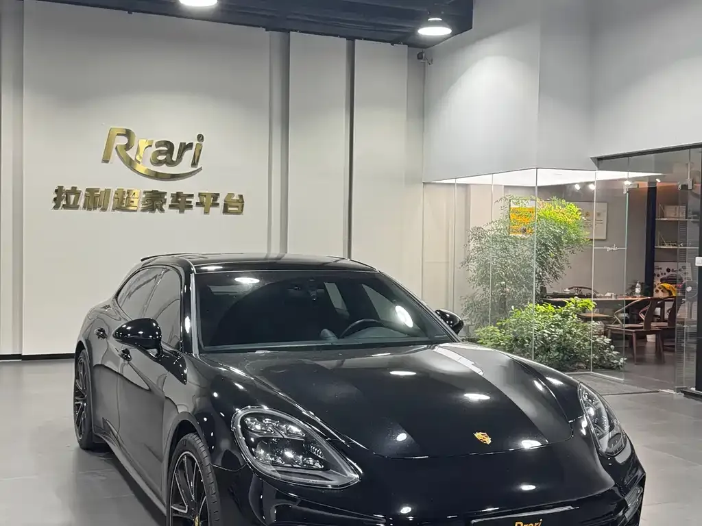 Porsche Panamera 2021 из CN, фото 2
