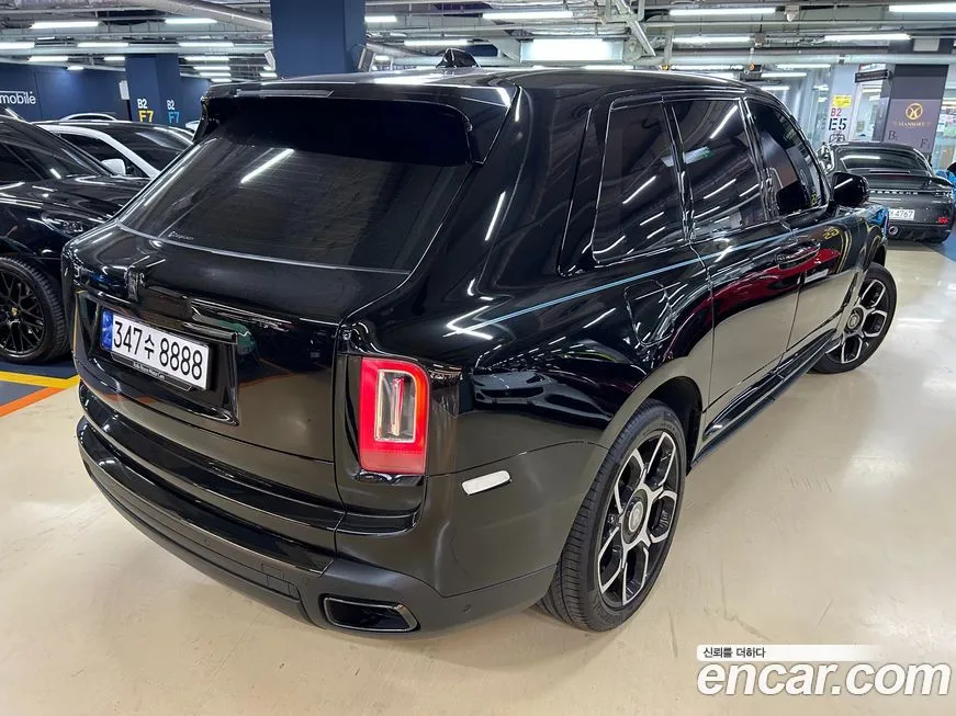Rolls-Royce Cullinan 2023 из KR, фото 4