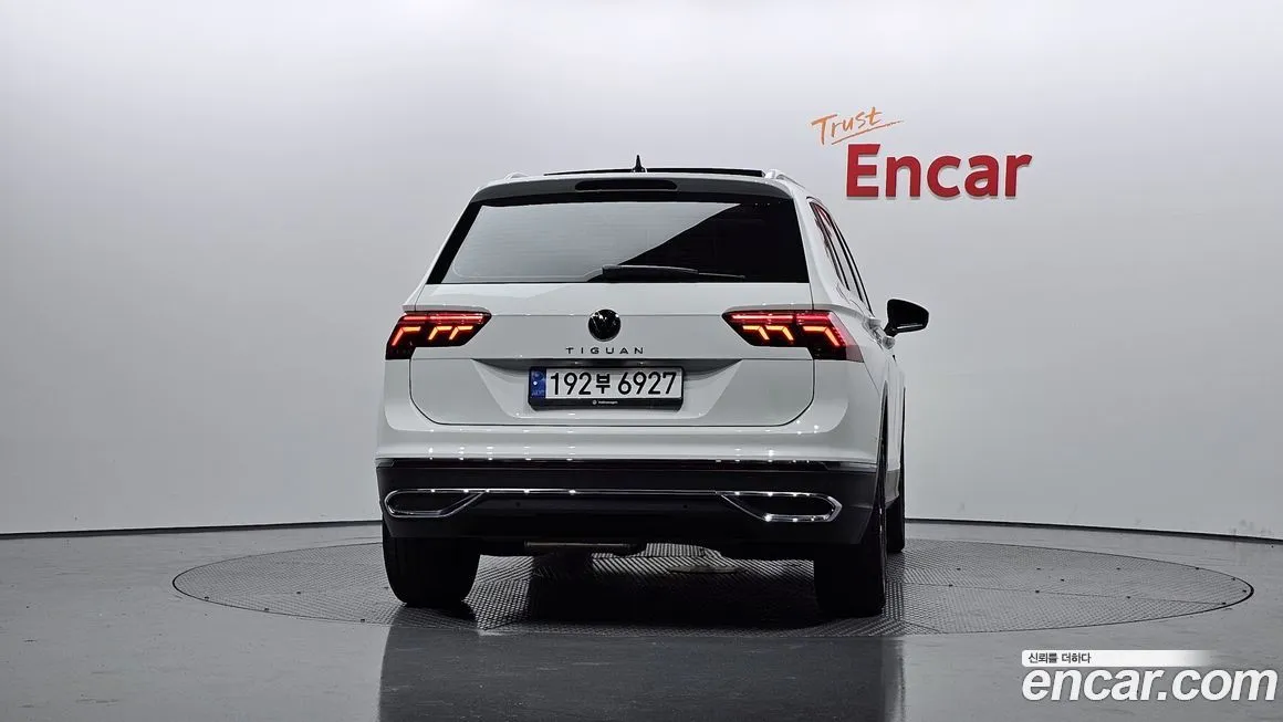 Volkswagen Tiguan — фото 4