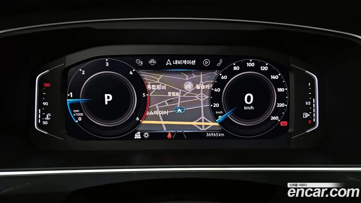 Volkswagen Tiguan — фото 8