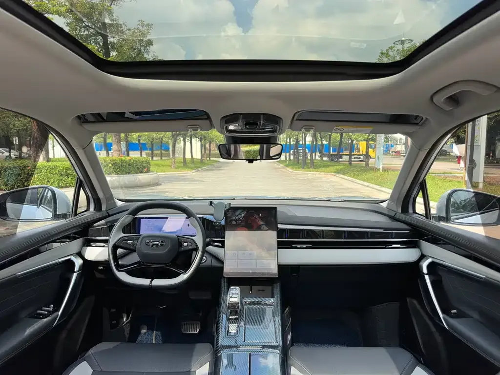 Geely Boyue L 2024 из CN, фото 8