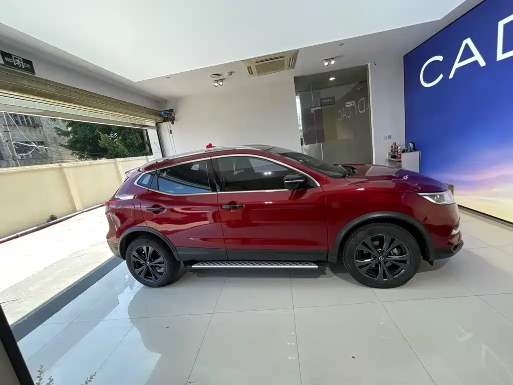 Nissan Qashqai — фото 2