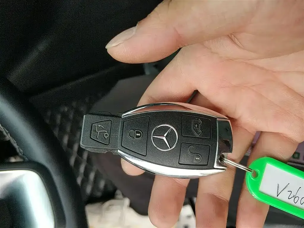 Mercedes-Benz V-Class 2022 из CN, фото 9