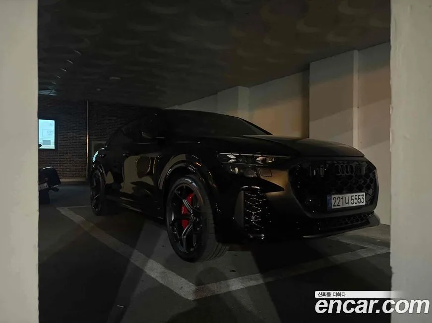 Audi RSQ8 2025 из KR, фото 8