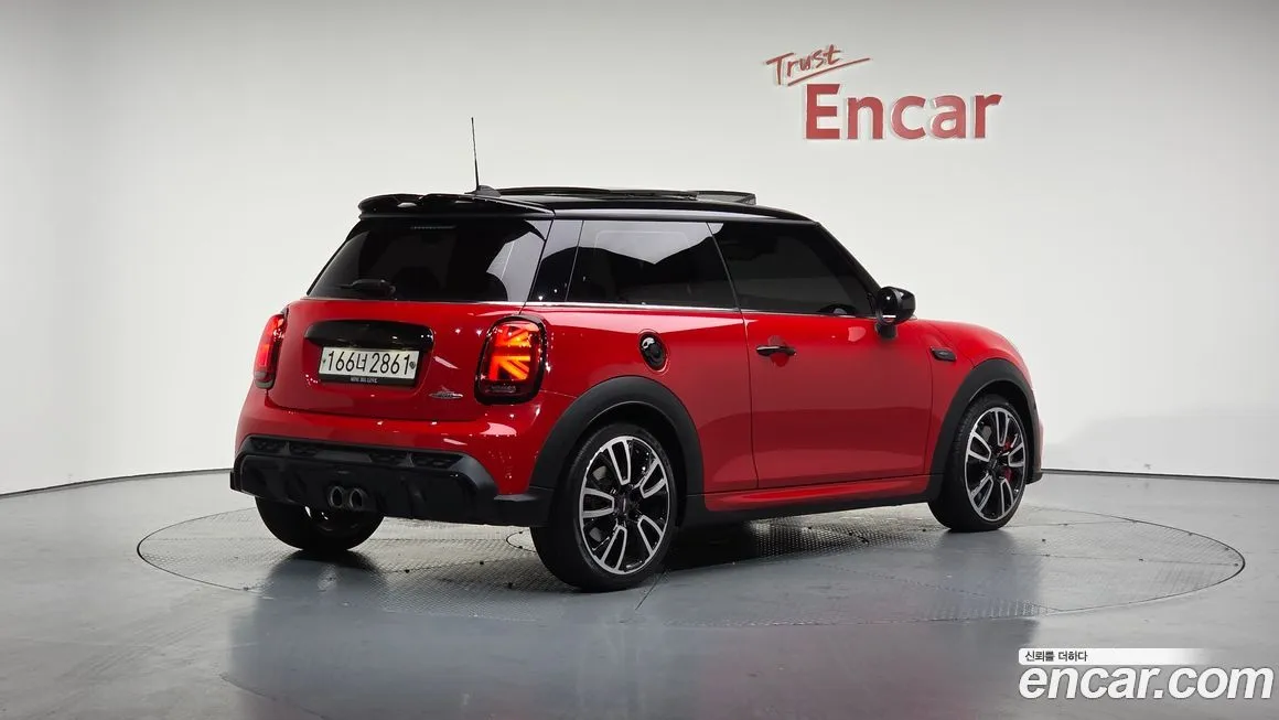 Mini Cooper 2023 из KR, фото 2