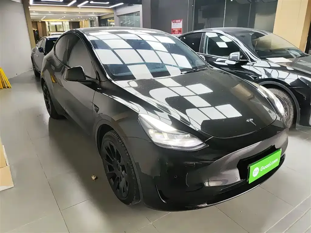 Tesla Model Y — фото 4
