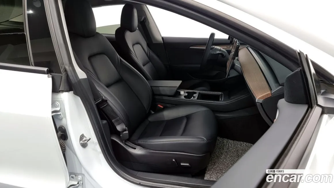 Tesla Model 3 2022 из KR, фото 10