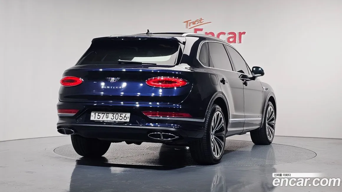 Bentley Bentayga 2023 из KR, фото 2