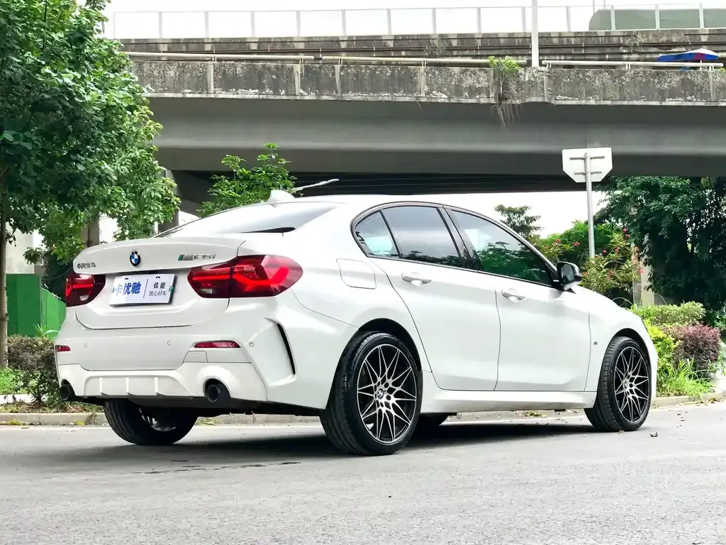 BMW 1 Series — фото 4