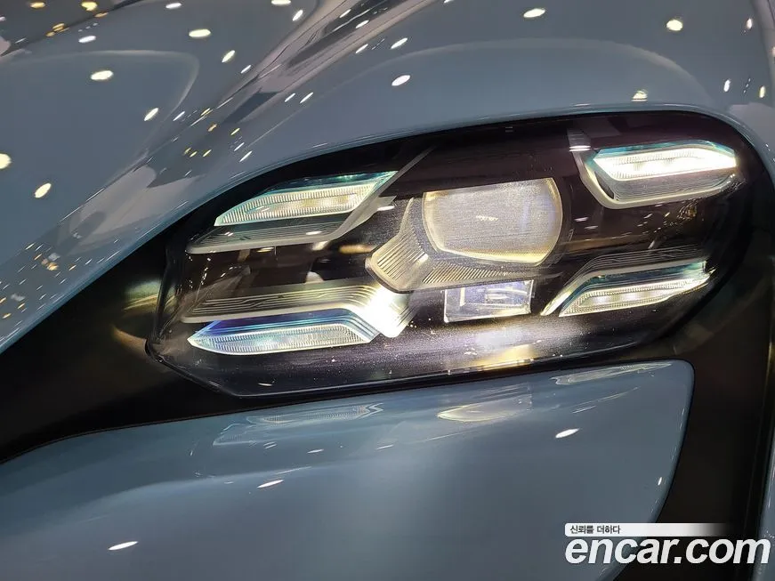 Porsche Taycan 2023 из KR, фото 6