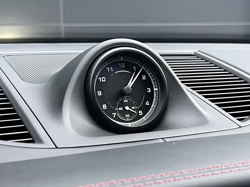 Porsche Macan 2024 из CN, фото 9